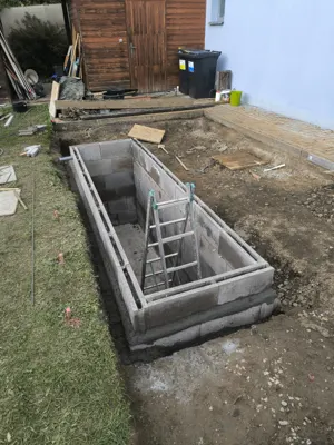 Hrubá vana ze ztraceného bednění dokončená.